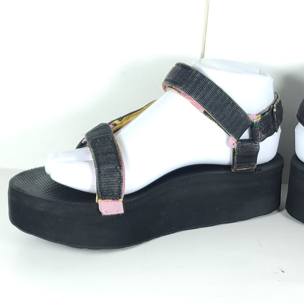 Teva Flatform Women's US8? Black Gray Platform Wedge Strappy Sandals - Picture 7 of 16